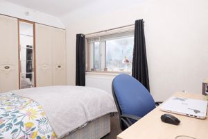 Bedroom- click for photo gallery
